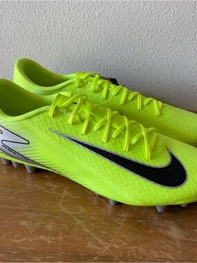 Size 11.5 - Nike Zoom Mercurial Vapor 16 Academy AG Mad Voltage Pack Soccer